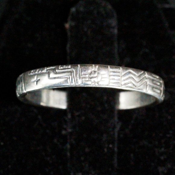 Carolyn Pollack Southwest Sterling Silver Contemporary QVC Etched Band Ring - Picture 1 of 8